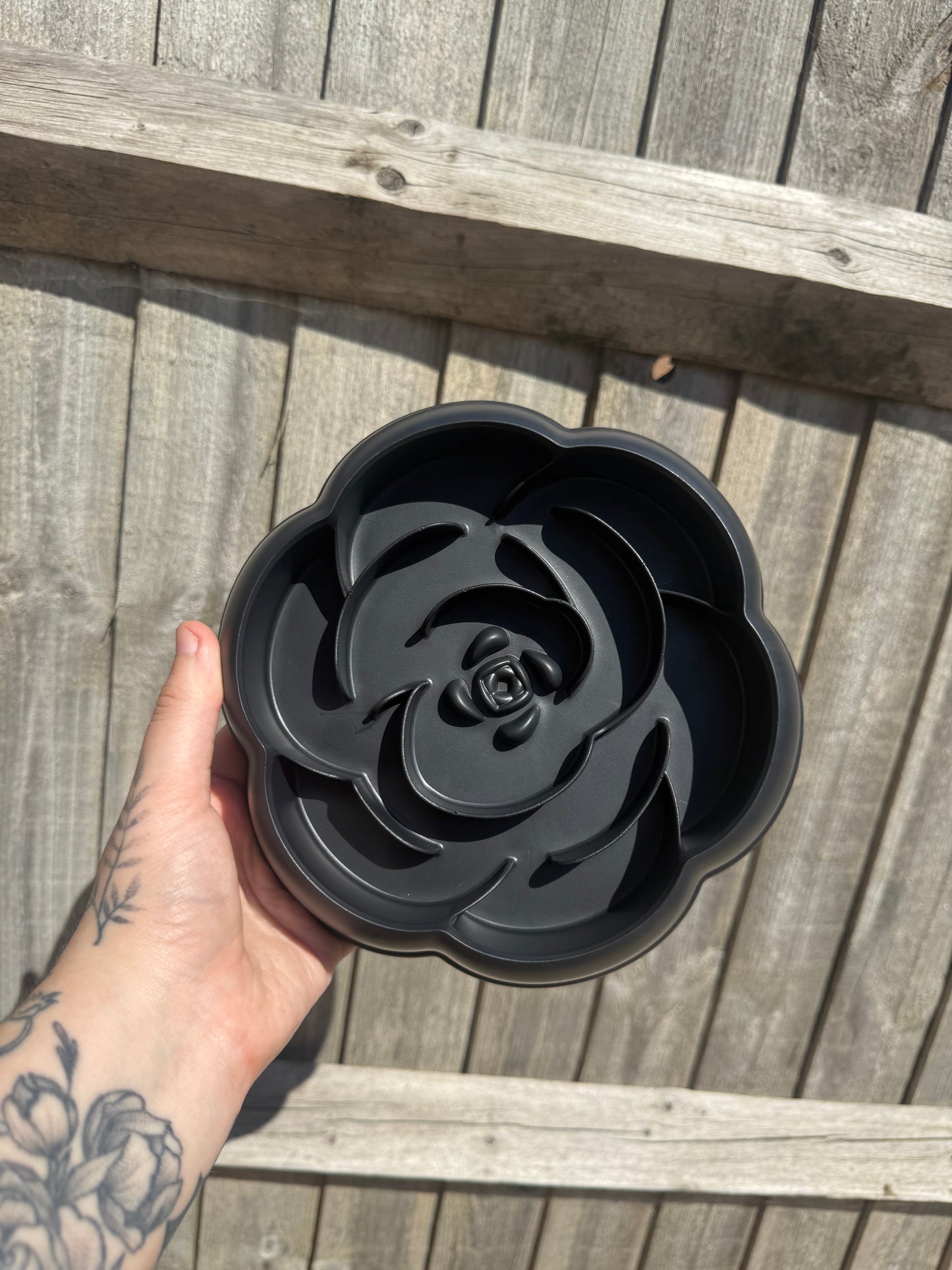 Flower Slow Feeder Bowl