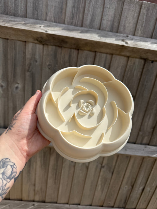 Flower Slow Feeder Bowl
